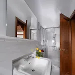 Hotel Sakali Mansion Pinakátai